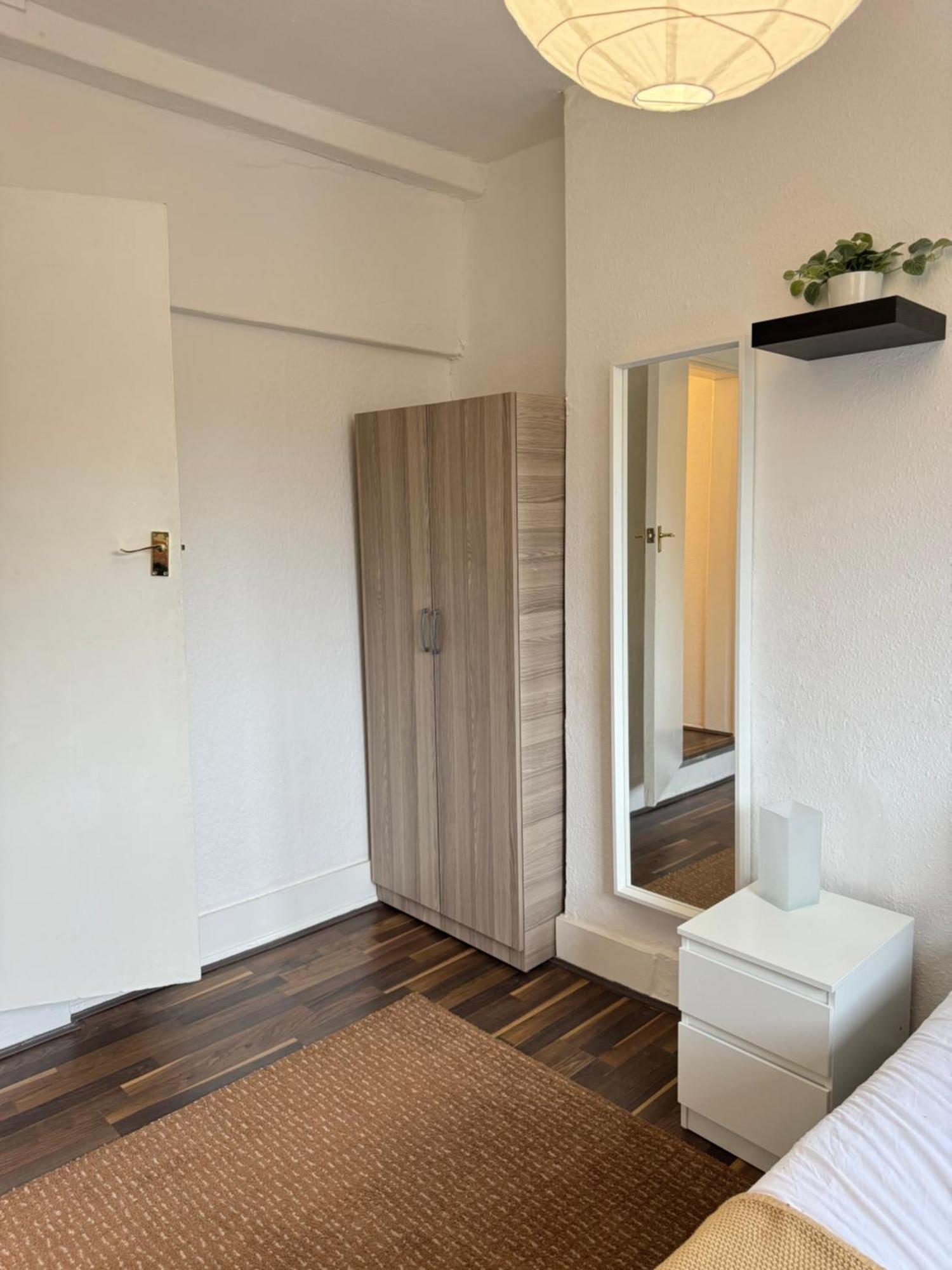2 Bed Apt Sofa Bed Up To 6 London Exterior foto