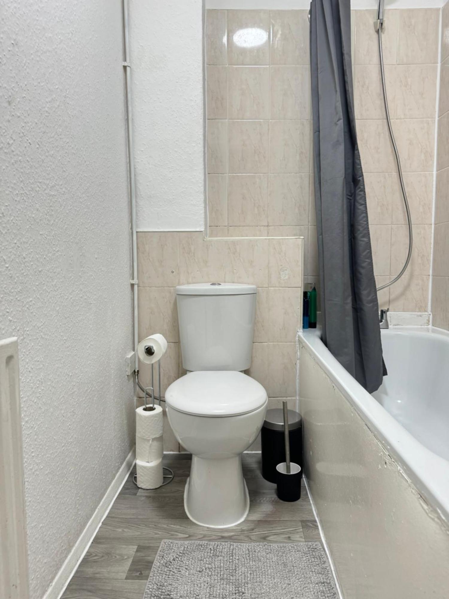 2 Bed Apt Sofa Bed Up To 6 London Exterior foto