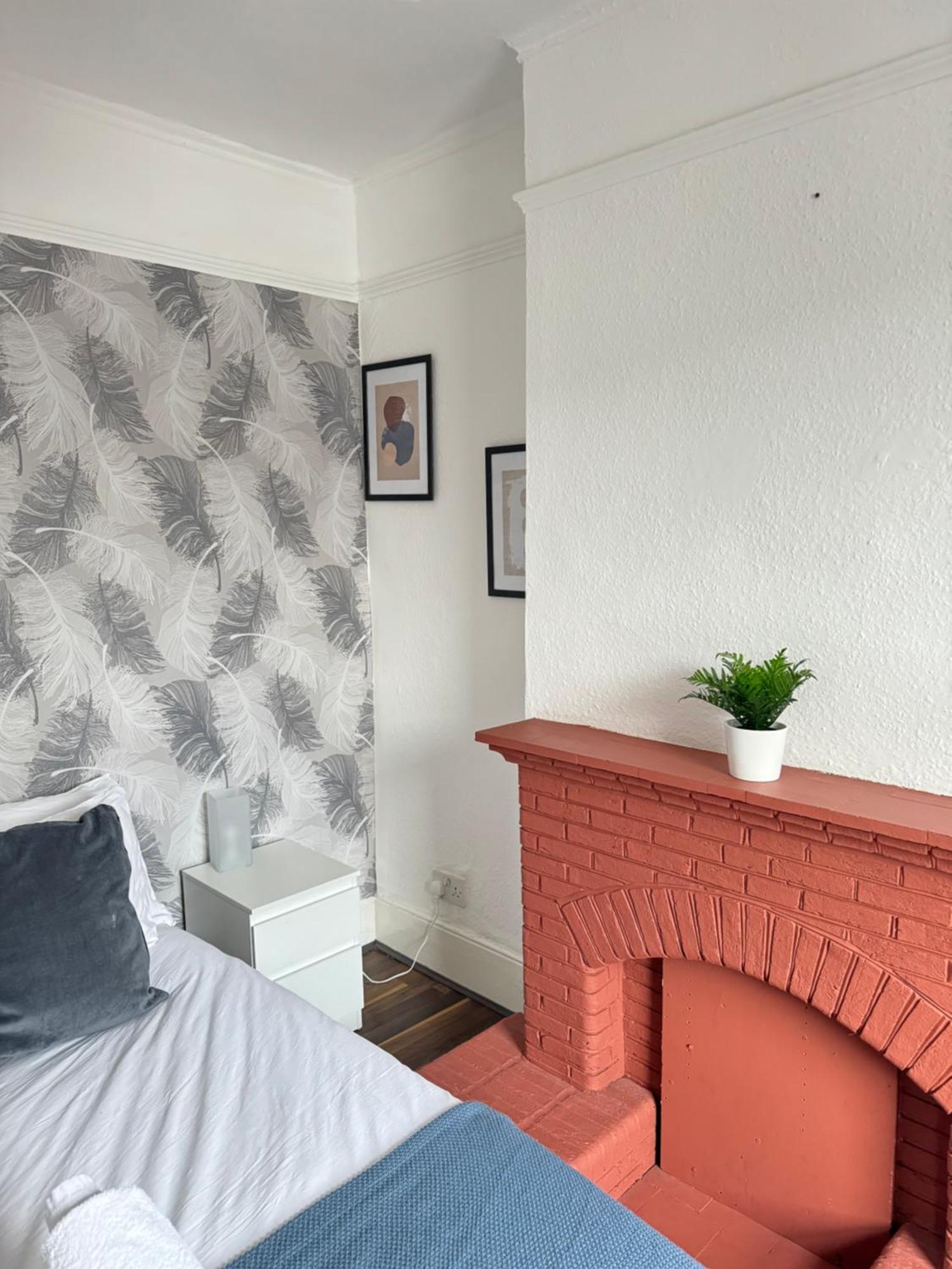 2 Bed Apt Sofa Bed Up To 6 London Exterior foto
