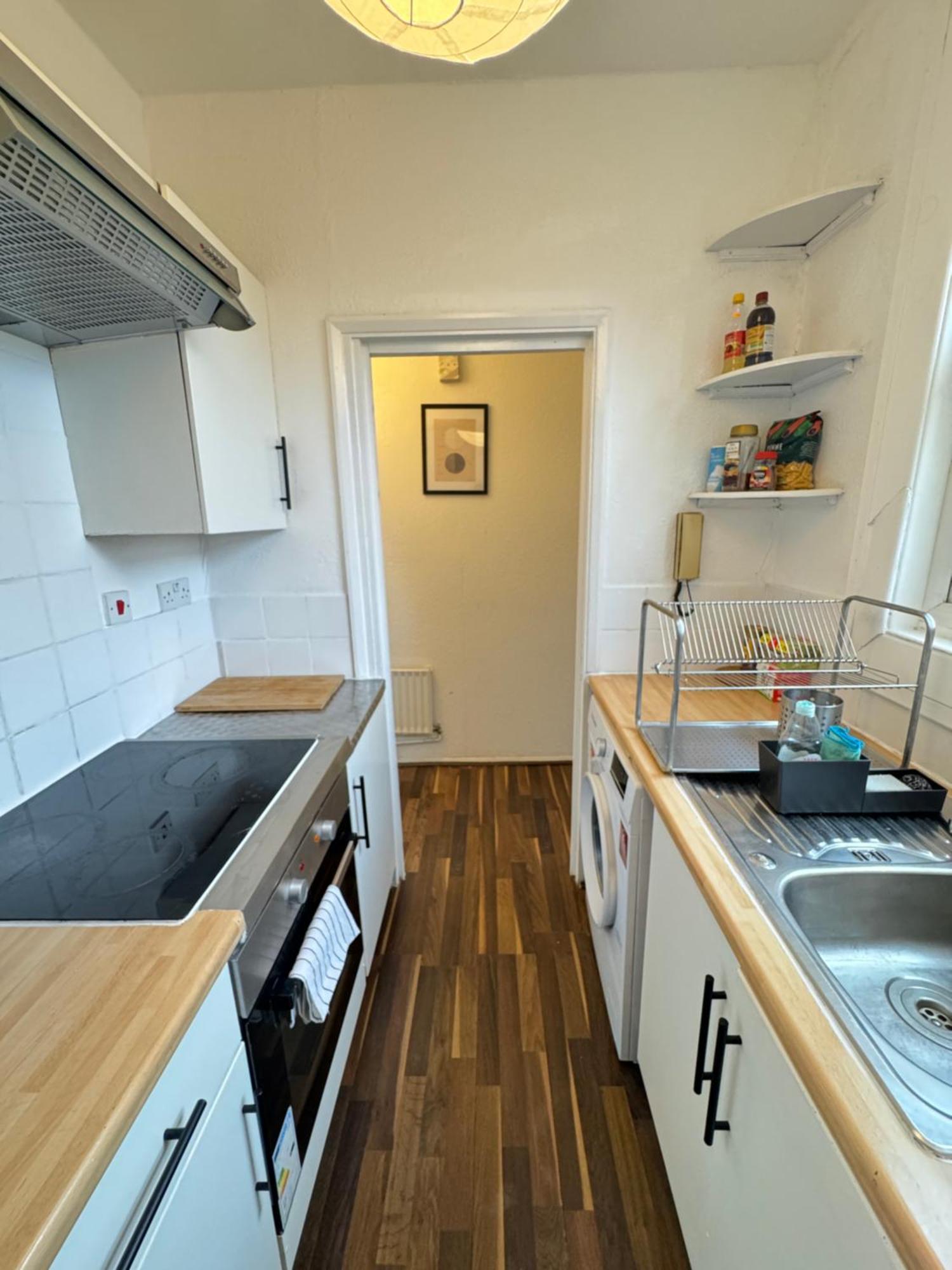 2 Bed Apt Sofa Bed Up To 6 London Exterior foto